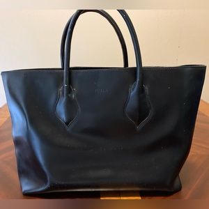 Furla bag. In very nice shape. Holds lots.